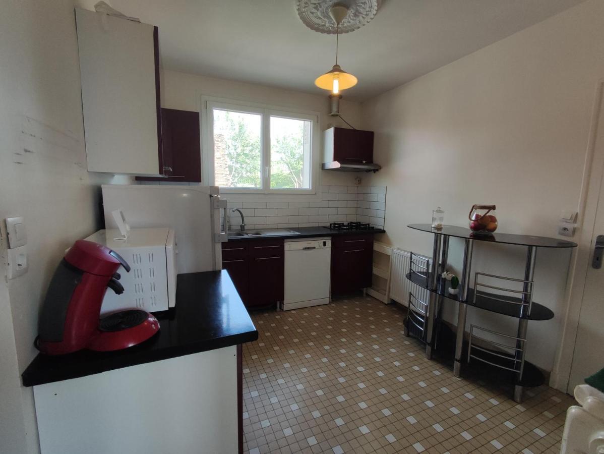 Agreable Appartement Familial Avec Jardin Blois Kültér fotó
